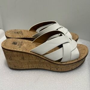 White Mountain Samwell Cork Wedge Slide Sandals- White,strappy, summer  SzeUS7.5